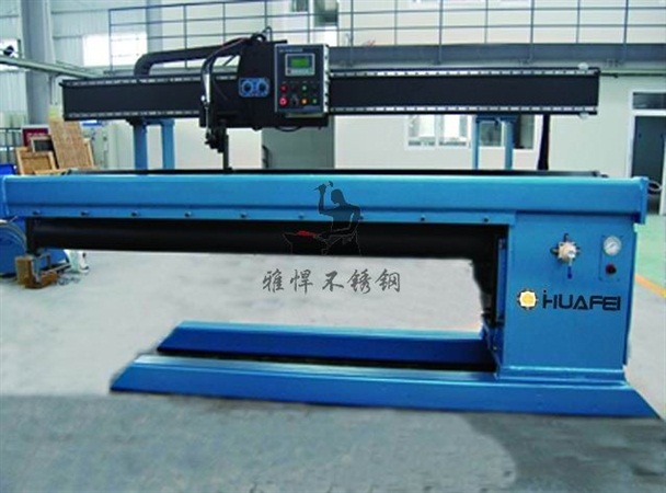 直線自動焊機